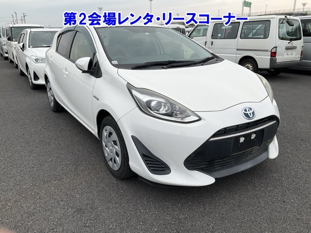 TOYOTA AQUA 2018