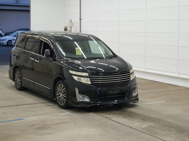 NISSAN ELGRAND 2011