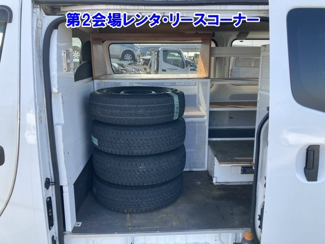 NISSAN CARAVAN VAN 2015