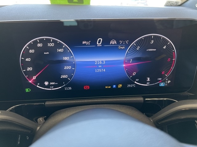 MERCEDES BENZ GLA CLASS 2023
