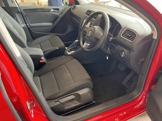 VOLKSWAGEN GOLF 2012