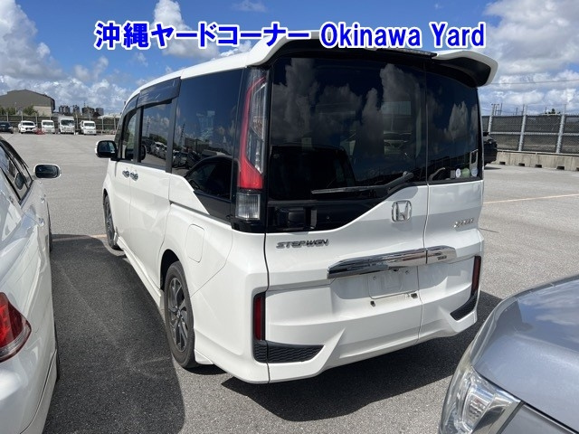 HONDA STEP WAGON 2016