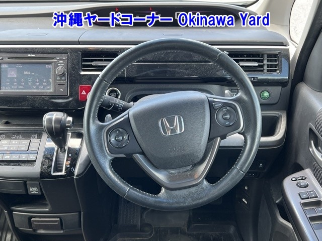 HONDA STEP WAGON 2016