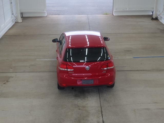 VOLKSWAGEN GOLF 2012