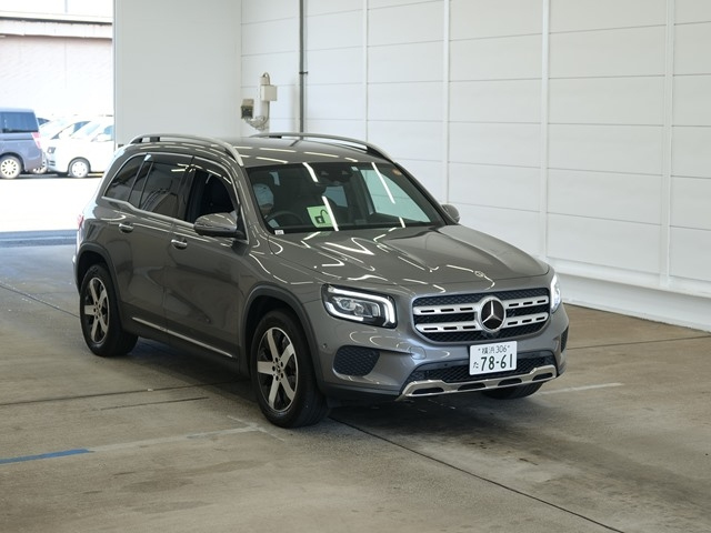 MERCEDES BENZ GLB 2023