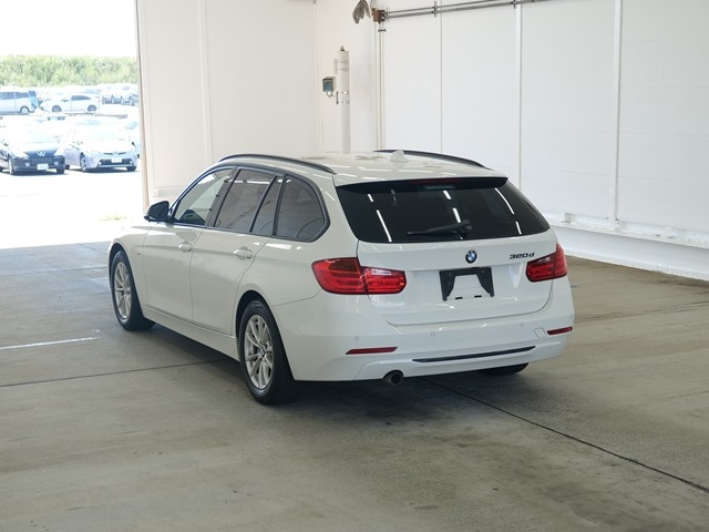 BMW 3 SERIES 2012