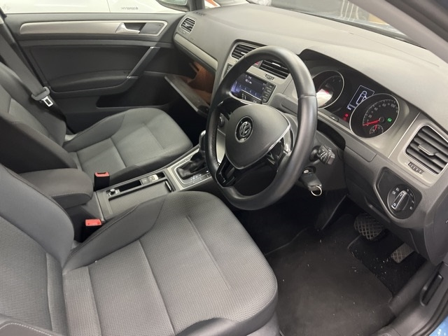 VOLKSWAGEN GOLF VARIANT 2014