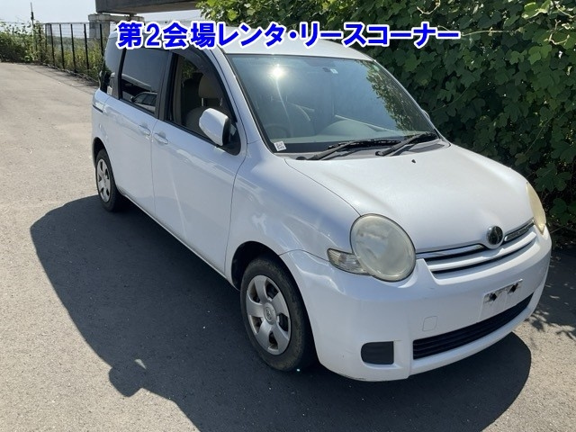 TOYOTA SIENTA 2009