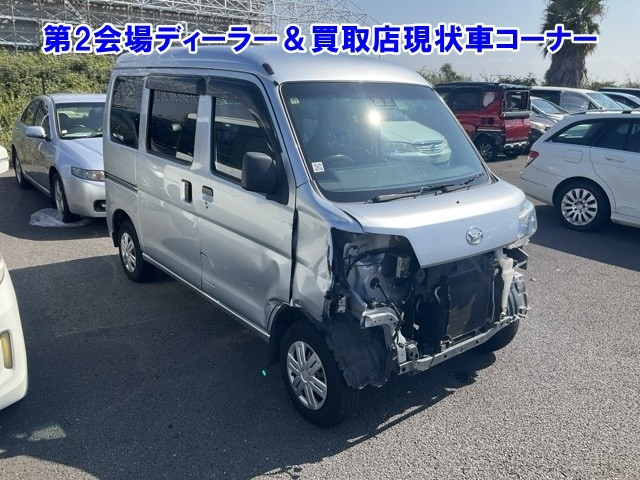 DAIHATSU HIJET VAN 2019