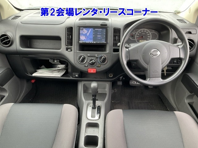 NISSAN AD 2015
