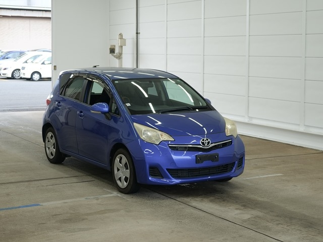TOYOTA RACTIS 2010