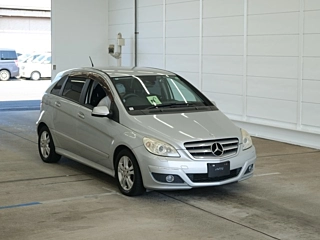 MERCEDES BENZ B CLASS 2011