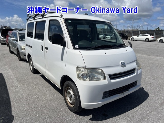 TOYOTA TOWN ACE VAN 2016