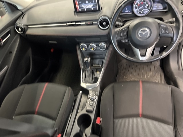 MAZDA DEMIO 2015