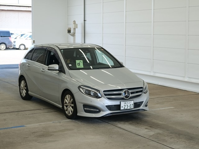 MERCEDES BENZ B CLASS 2015