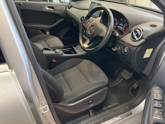 MERCEDES BENZ B CLASS 2015
