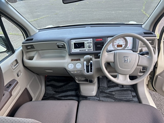 HONDA LIFE 2010