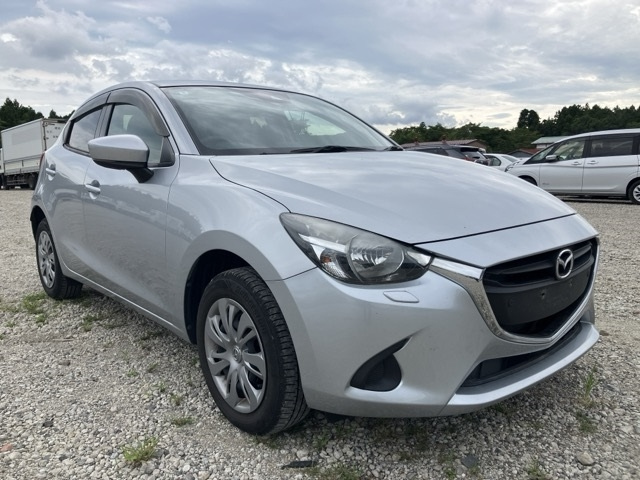 MAZDA DEMIO 2020