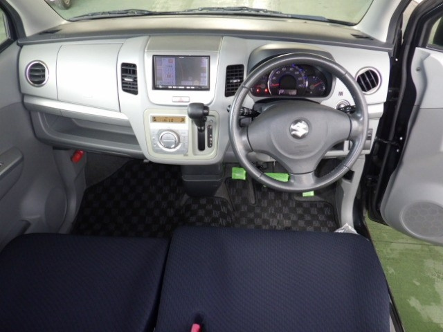 SUZUKI WAGON R 2011