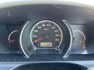 TOYOTA HIACE VAN 2011