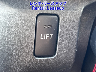 TOYOTA HIACE VAN 2011