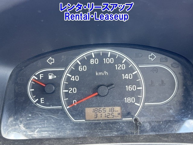 MAZDA FAMILIA VAN 2013