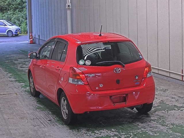 TOYOTA VITZ 2008