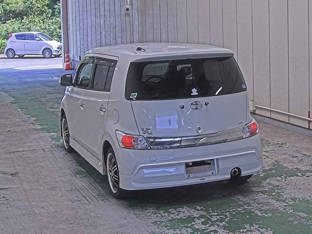 TOYOTA BB 2014