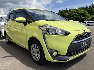 TOYOTA SIENTA 2018