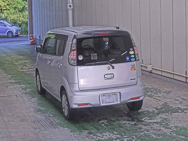 SUZUKI MRWAGON 2015