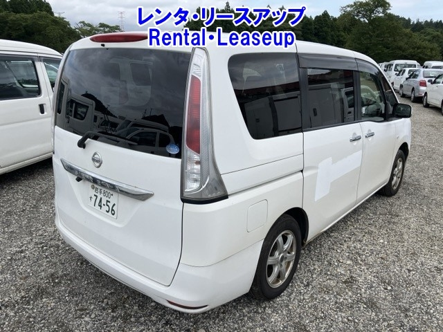 NISSAN SERENA 2012