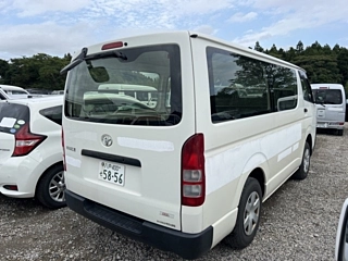 TOYOTA HIACE VAN 2014