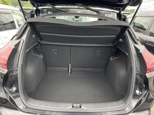 NISSAN KIX 2020