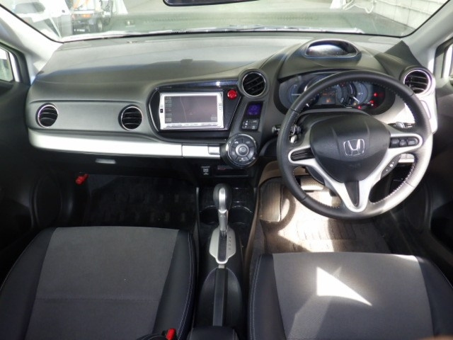 HONDA INSIGHT 2013