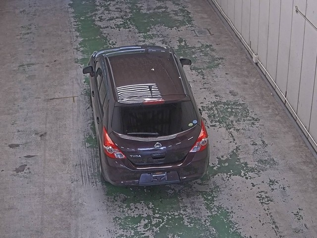 NISSAN TIIDA 2010