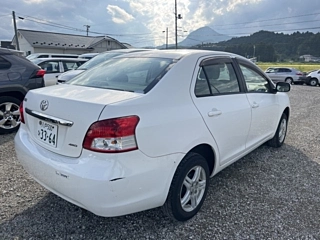 TOYOTA BELTA 2011