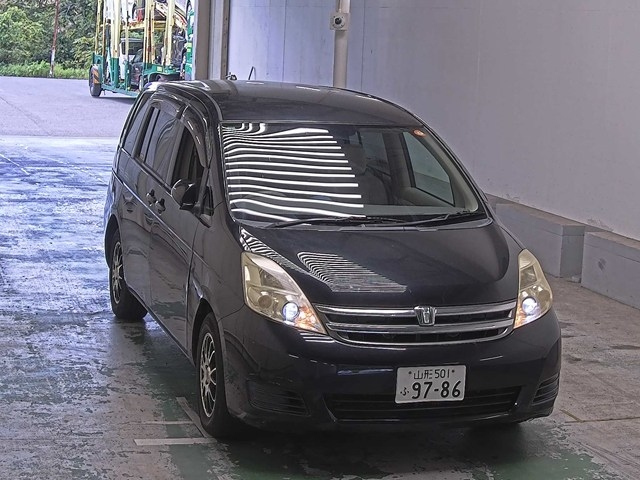 TOYOTA ISIS 2009