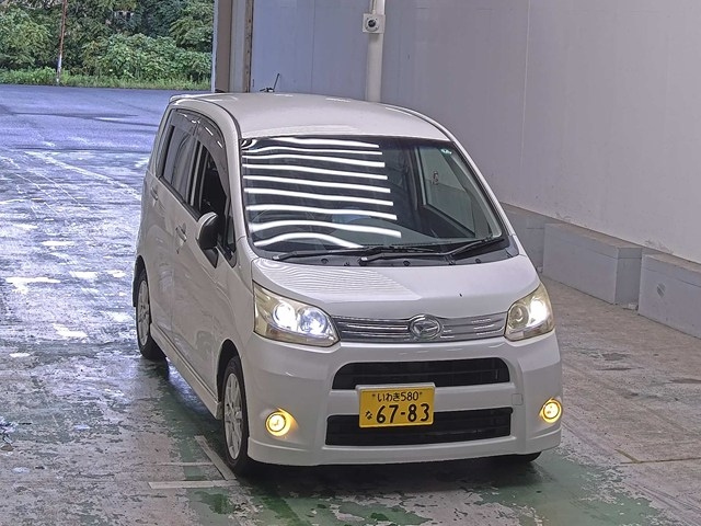 DAIHATSU MOVE 2011