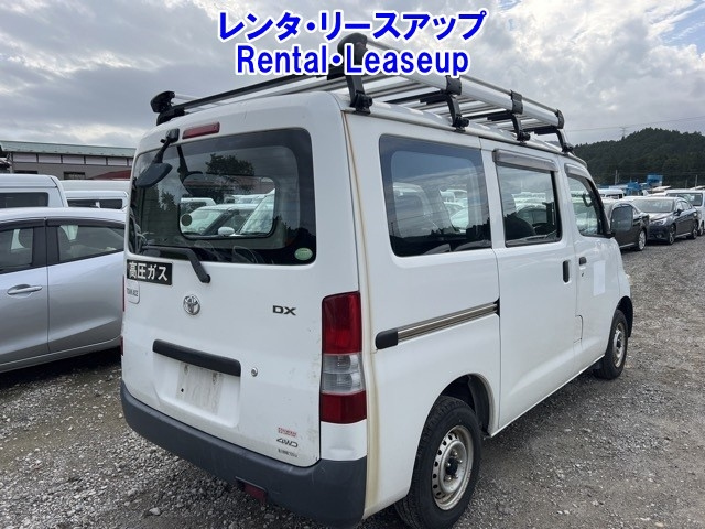 TOYOTA TOWN ACE VAN 2013
