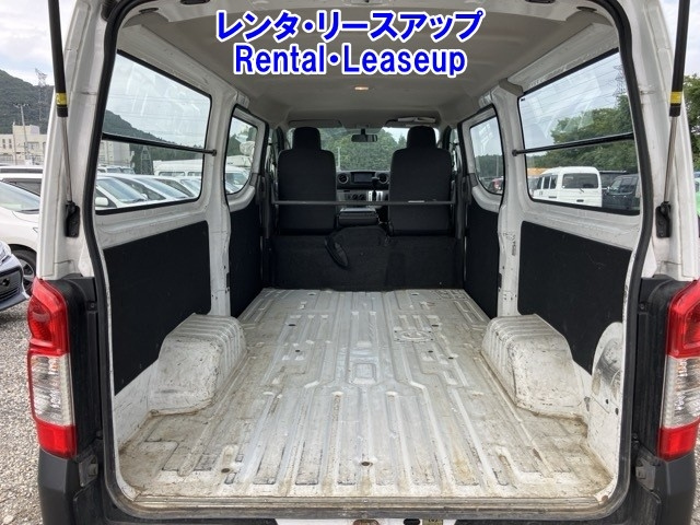 NISSAN CARAVAN VAN 2019