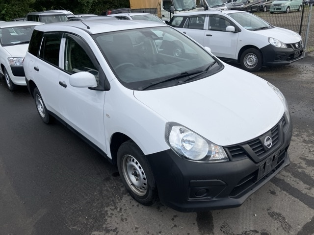 NISSAN AD 2021