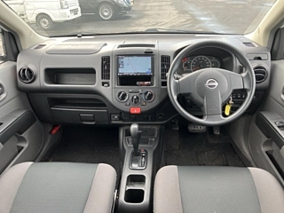 NISSAN AD 2021