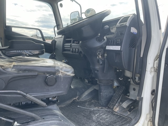MITSUBISHI FUSO FIGHTER 2020
