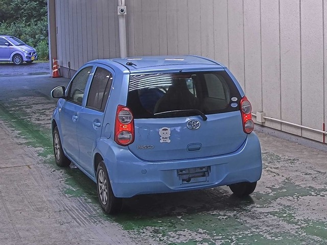 TOYOTA PASSO 2011