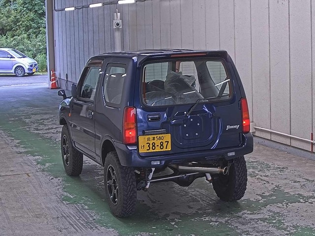 SUZUKI JIMNY 2011