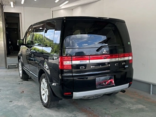 MITSUBISHI DELICA D5 2013