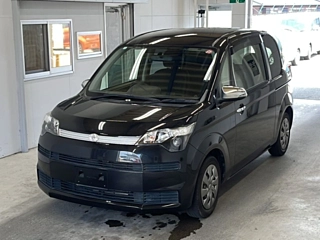 TOYOTA SPADE 2015