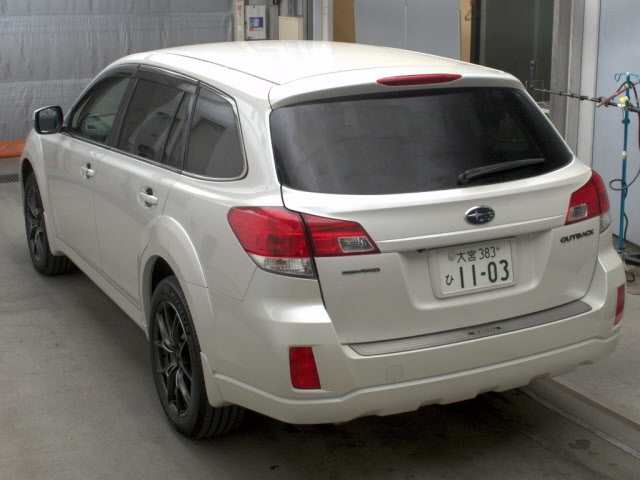 SUBARU LEGACY OUTBACK 2013