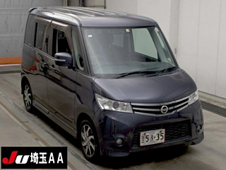 NISSAN ROOX 2010