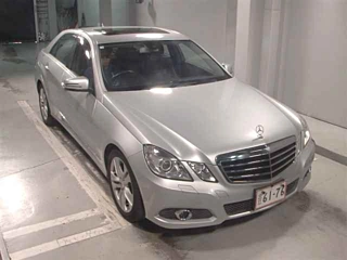 MERCEDES BENZ E CLASS 2010
